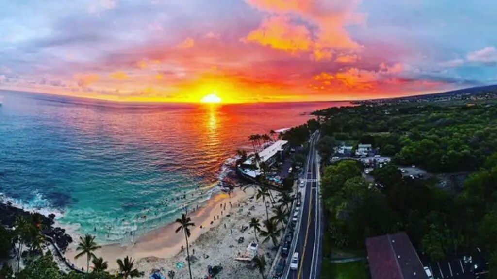 quiet hawaiian islands to visit